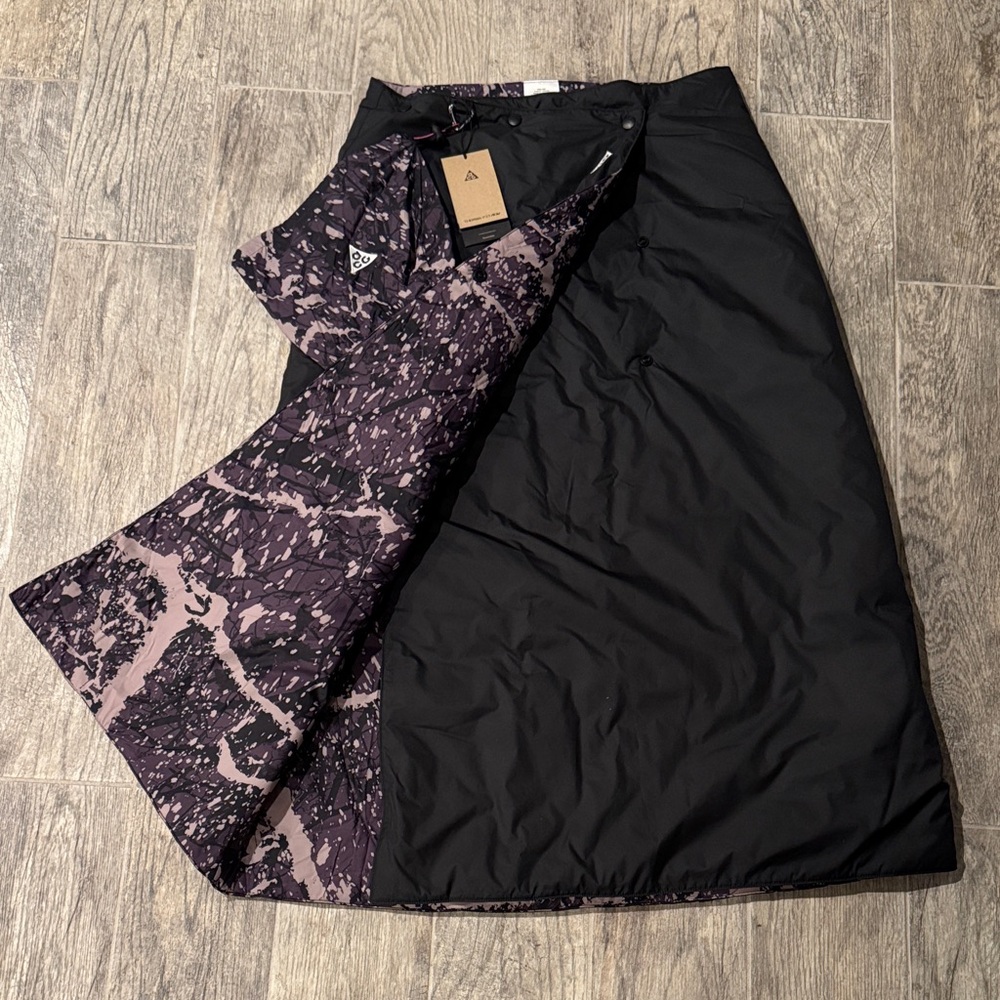 NIKE ACG Black Insulated Skirt by [Brand] ACG - Picture 8 of 8